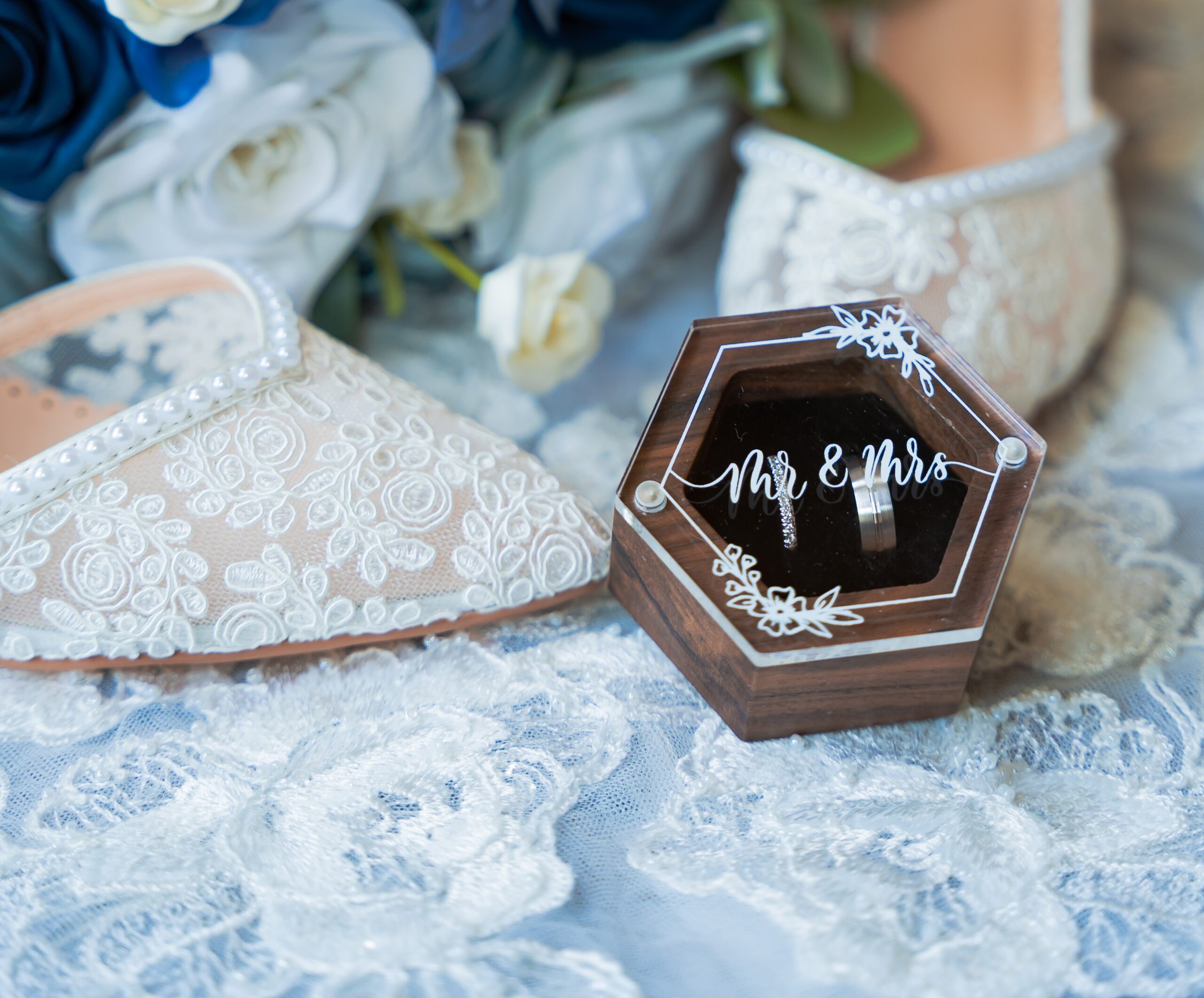 Hamilton Ohio Bridal District - elegant wedding details and bridal accessories