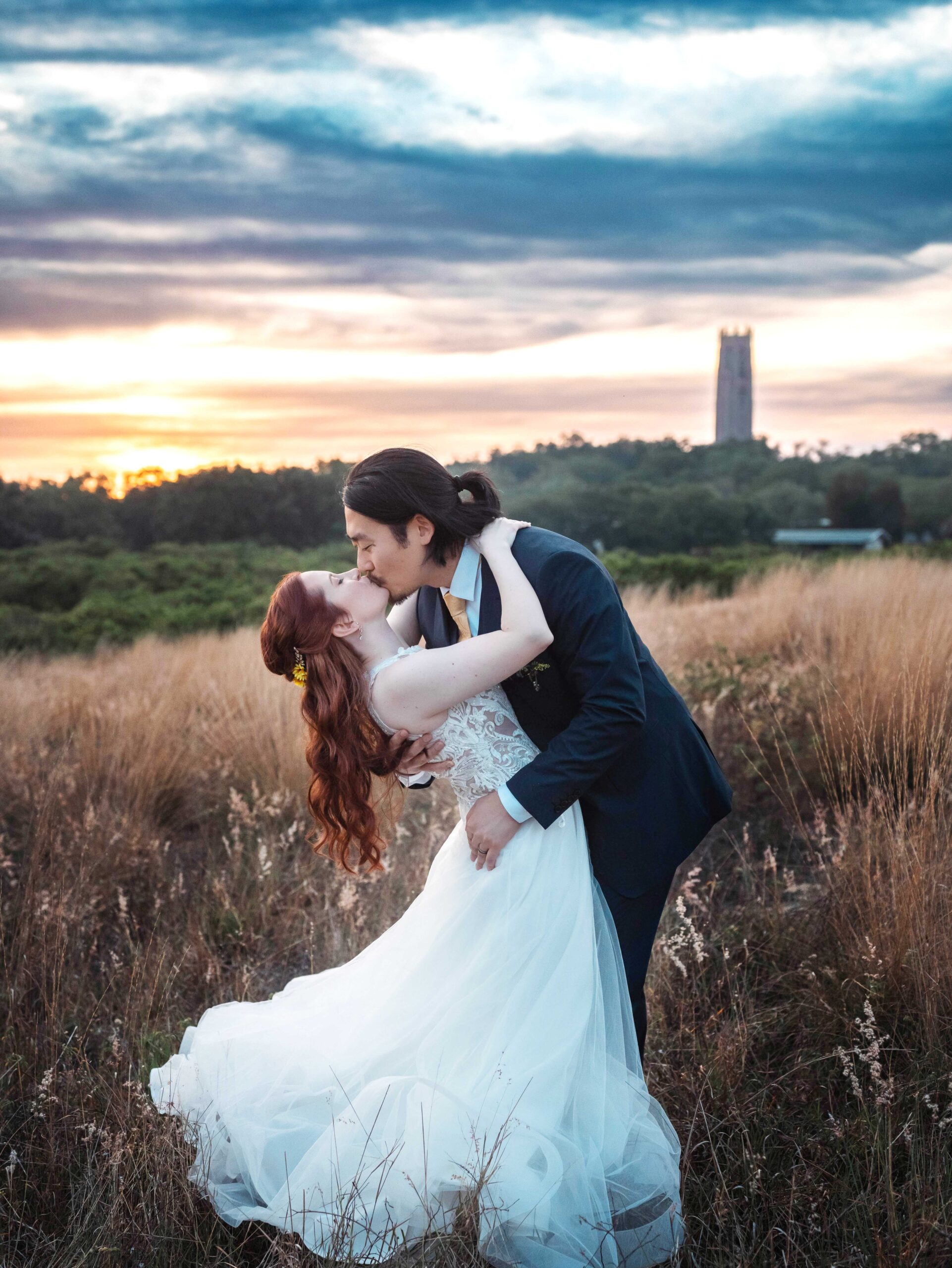 Best engagement photo locations in Hamilton Ohio - couple at an outdoor engagement session