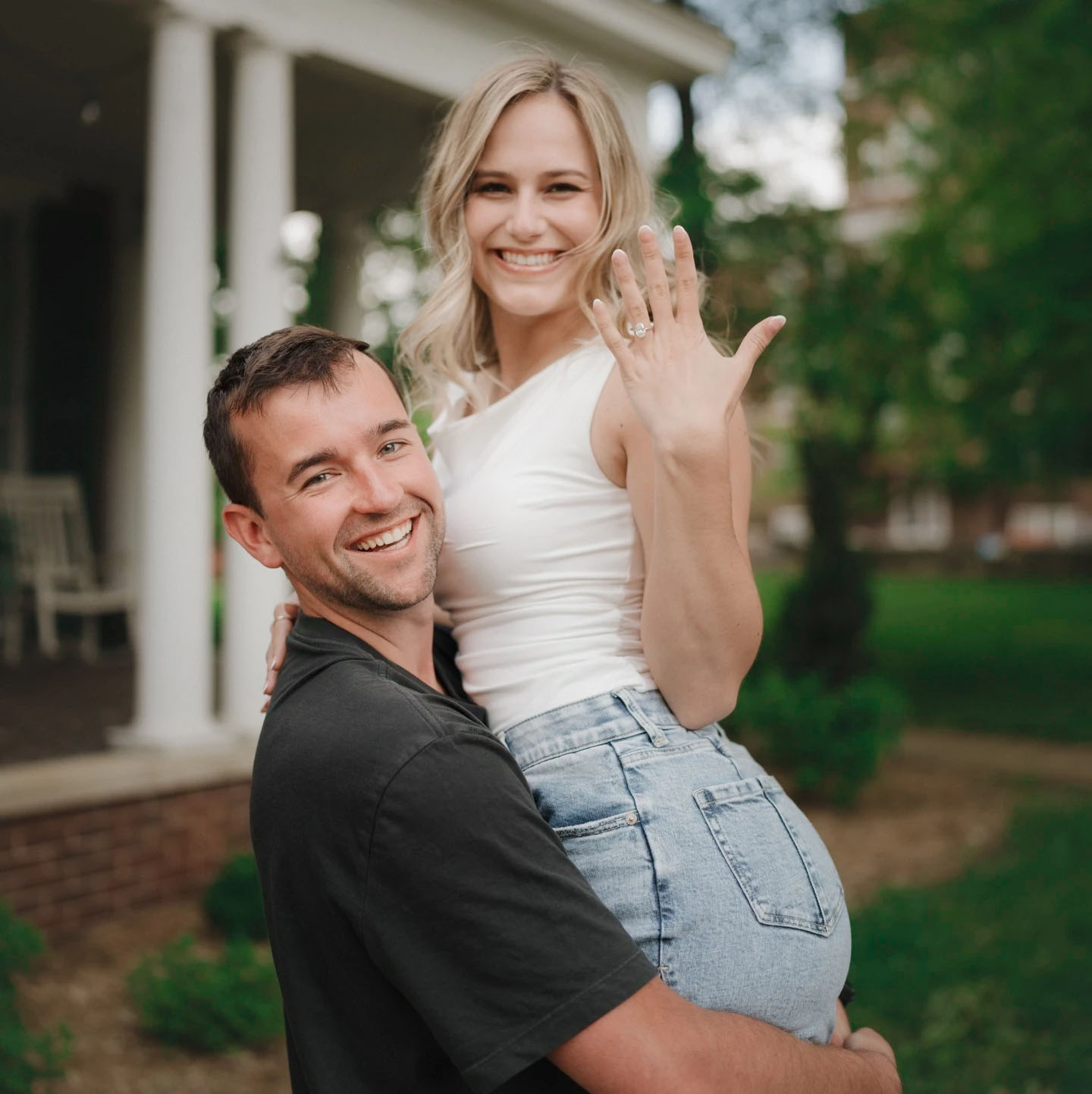 Engagement photo session in Ohio during golden hour